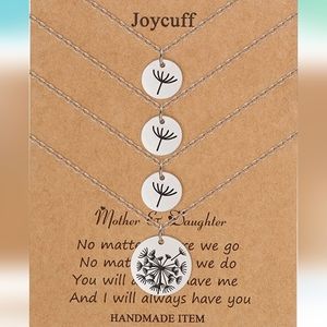 🤱🏻Mother/ 3 daughter necklace set NWT